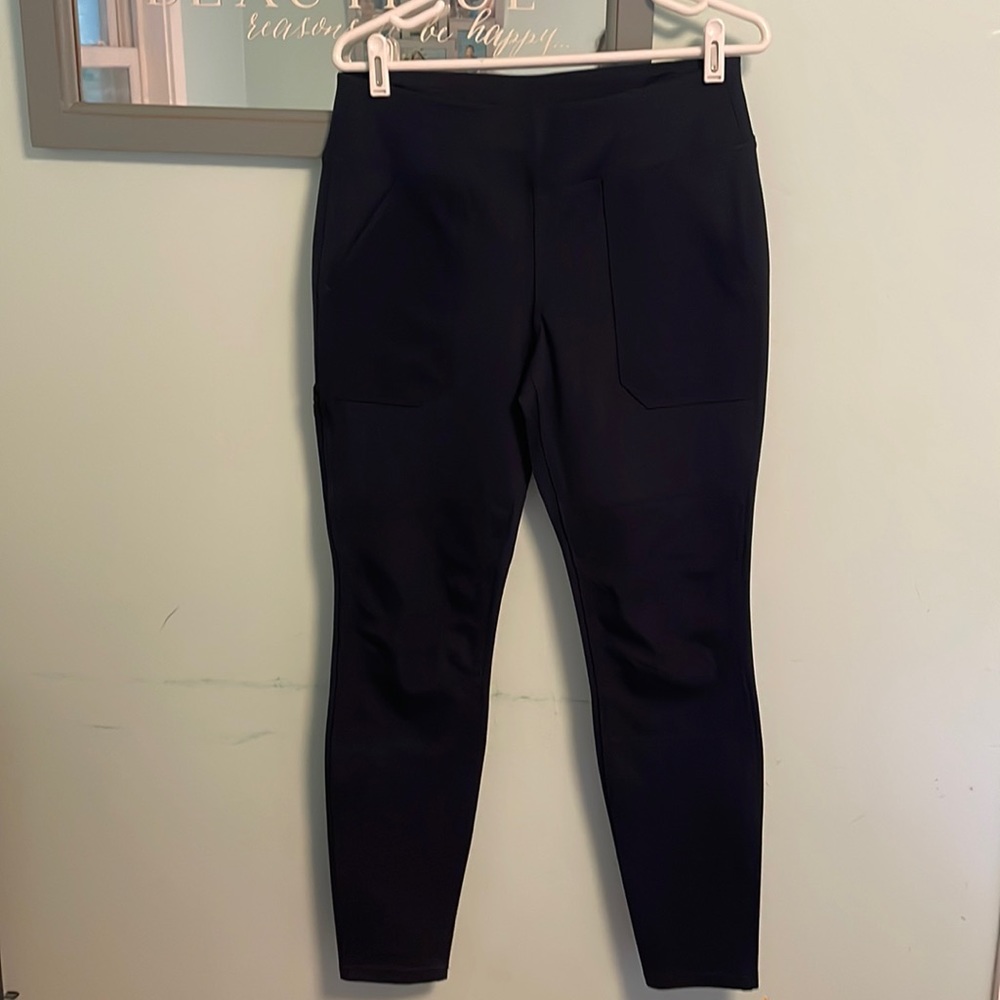 Carhartt fitted Navy legging style work pants size M